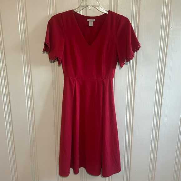Fit and Flare Style Red H&M Dress with Flowy Sleeves - Size 2 - Picture 2 of 8